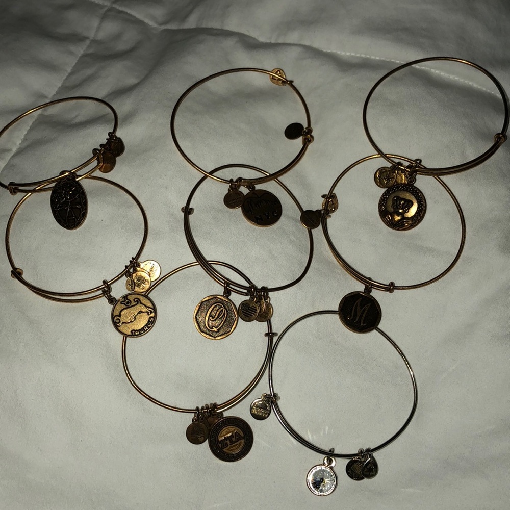 Alex and Ani Bracelet Bundle ✨✨